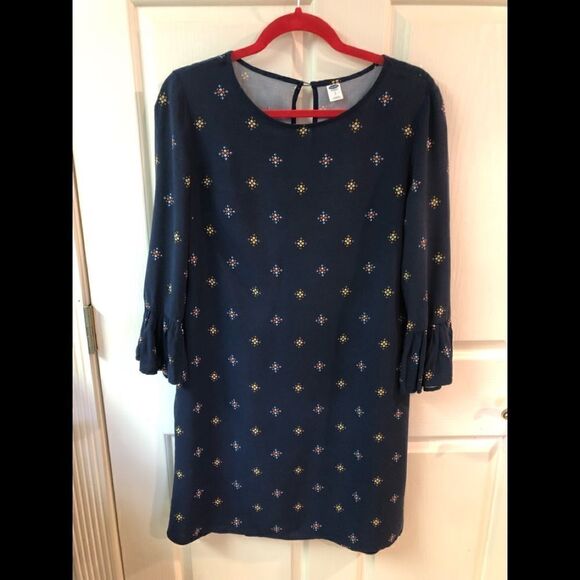 Old Navy shift dress with ruffle bell sleeves - Picture 1 of 5